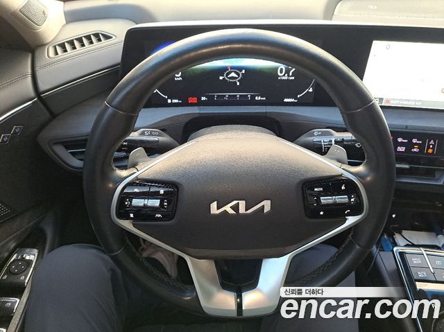 Kia K8 3.5 Gasoline 4WD Platinum 2023 — фото 10
