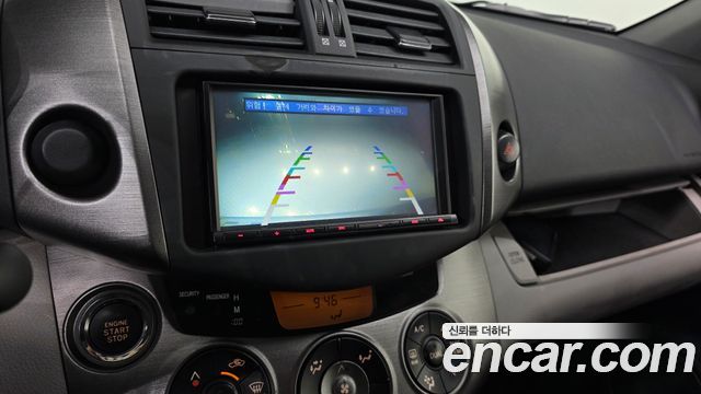 Toyota RAV4 2.5 2WD 3rd 2012 — фото 16