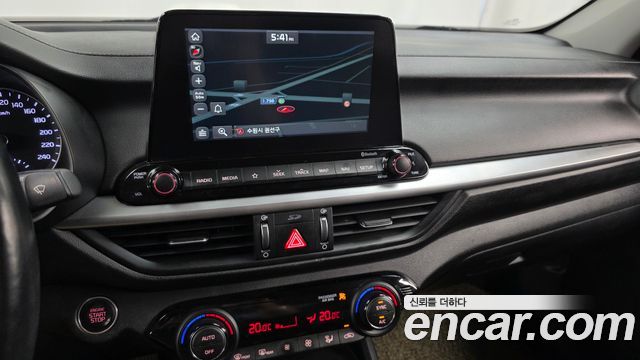 Kia K3 Prestige 2021 — фото 14