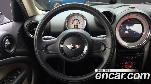 MINI Cooper D Countryman Standard 1st 2013 — фото 13