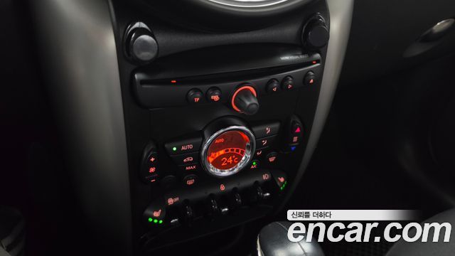 MINI Cooper D Countryman Standard 1st 2013 — фото 17