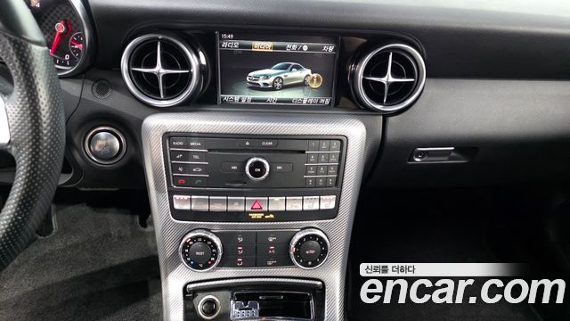 Mercedes-Benz SLC-Class (R172) SLC200 2018 — фото 11