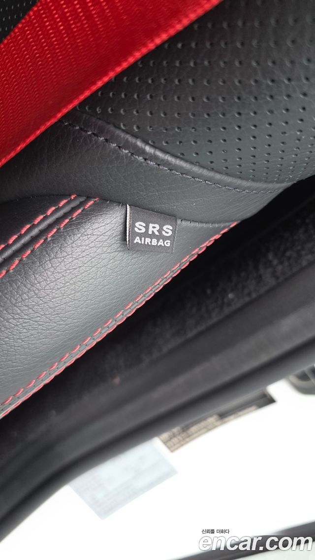 Mercedes-Benz SLC-Class (R172) SLC200 2018 — фото 19