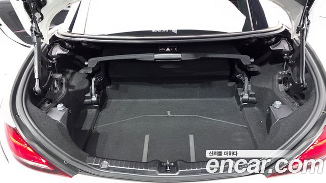 Mercedes-Benz SLC-Class (R172) SLC200 2018 — фото 20