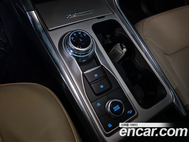Ford Explorer (VI) 2.3 LimIted 4WD 2023 — фото 20