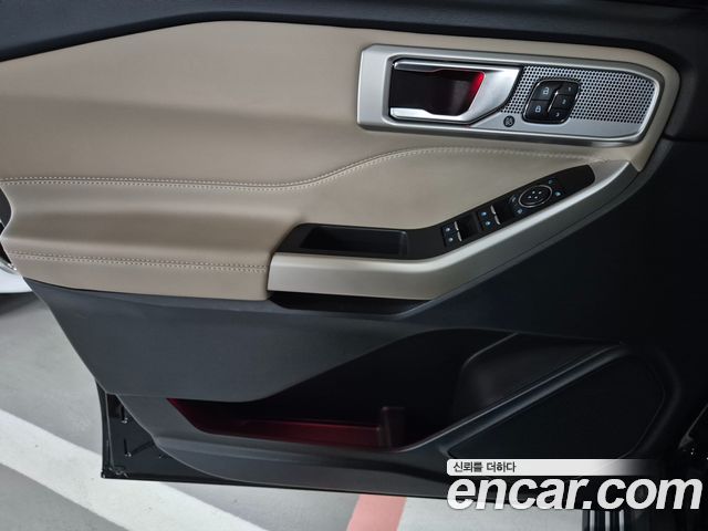 Ford Explorer (VI) 2.3 LimIted 4WD 2023 — фото 22