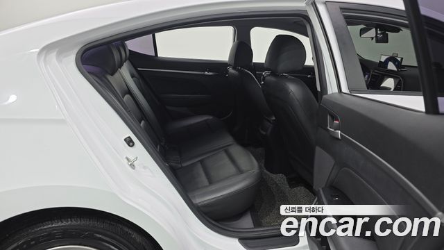 Hyundai Avante (AD) 1.6 Style 2019 — фото 18