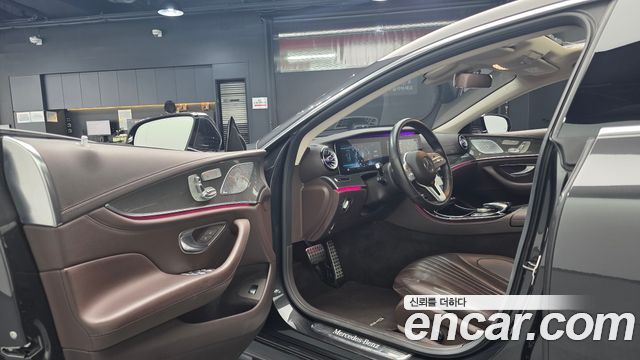 Mercedes-Benz CLS-Class (C257) CLS300d AMG Line 2020 — фото 10