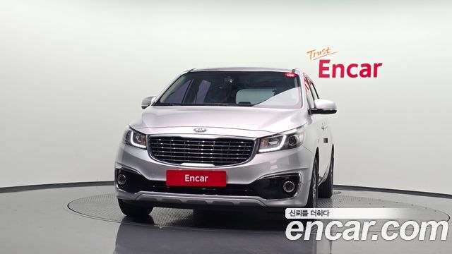 Kia Carnival 9-seater Luxury 2015 — фото 3