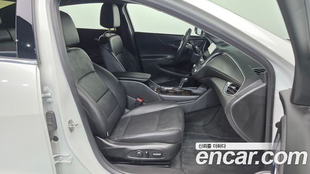 Chevrolet Malibu 2.0 Turbo LTZ Premium 2017 — фото 11