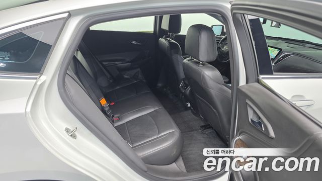 Chevrolet Malibu 2.0 Turbo LTZ Premium 2017 — фото 12