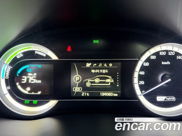 Kia Niro Prestige 2017 — фото 15
