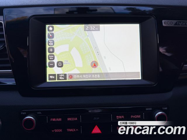 Kia Niro Prestige 2017 — фото 19
