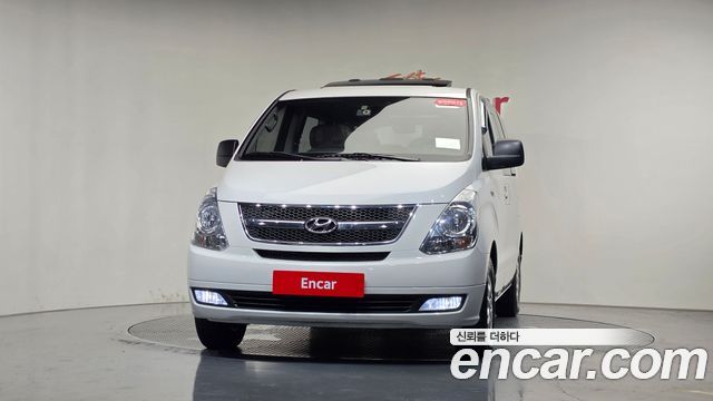 Hyundai Grand Starex 11-Seater Wagon CVX Premium 2014 — фото 3