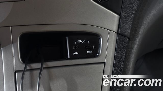 Hyundai Grand Starex 11-Seater Wagon CVX Premium 2014 — фото 12
