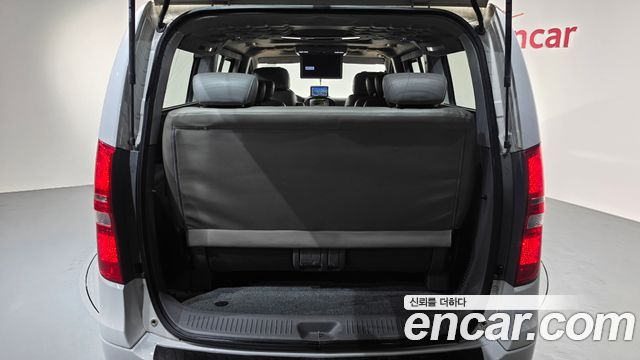 Hyundai Grand Starex 11-Seater Wagon CVX Premium 2014 — фото 19
