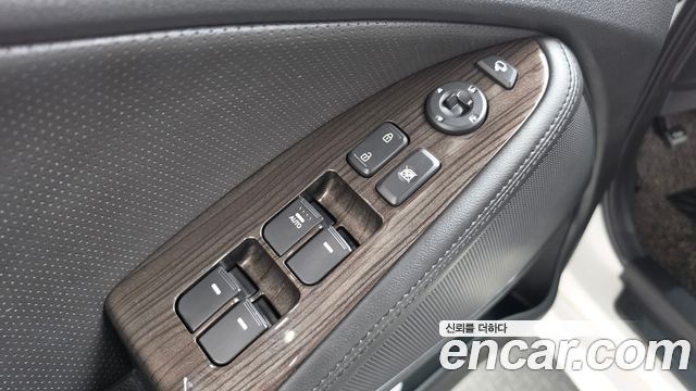Kia K5 Luxury Special 2015 — фото 28