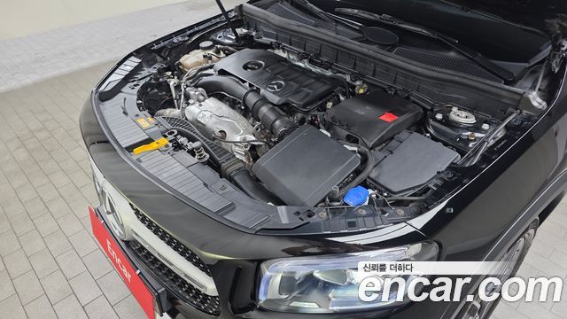 Mercedes-Benz GLB-Class (X247) GLB250 4MATIC 2021 — фото 6