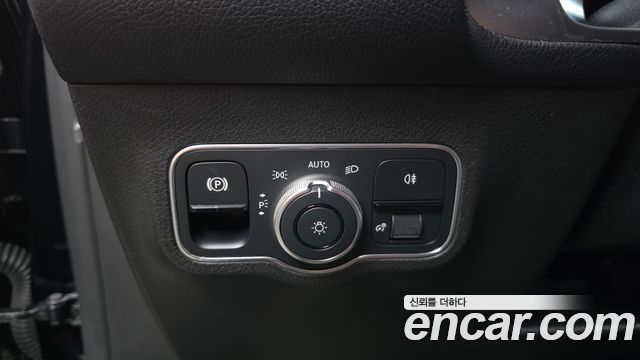 Mercedes-Benz GLB-Class (X247) GLB250 4MATIC 2021 — фото 30