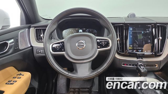 Volvo XC60 (II) D5 Inscription 2020 — фото 14
