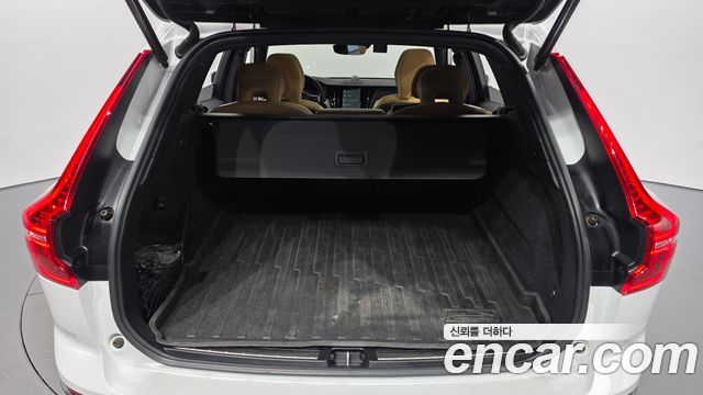 Volvo XC60 (II) D5 Inscription 2020 — фото 20