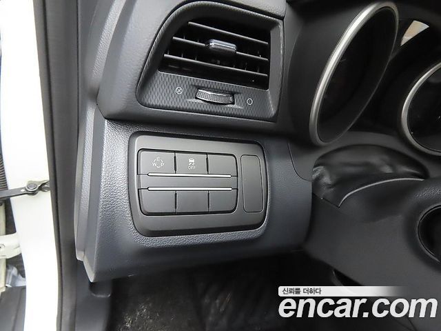 KG Mobility (SsangYong) Tivoli Air 1.6 IX 2WD 2018 — фото 17