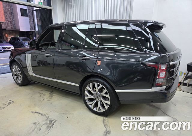 Land Rover Range Rover (IV) 5.0 SC Vogue SE LWB 2014 — фото 6