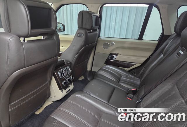 Land Rover Range Rover (IV) 5.0 SC Vogue SE LWB 2014 — фото 8