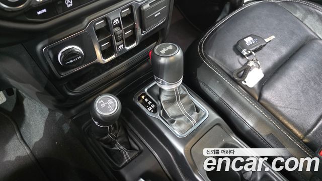 Jeep Wrangler (JL) 2.0 Overland 4Door 2023 — фото 9