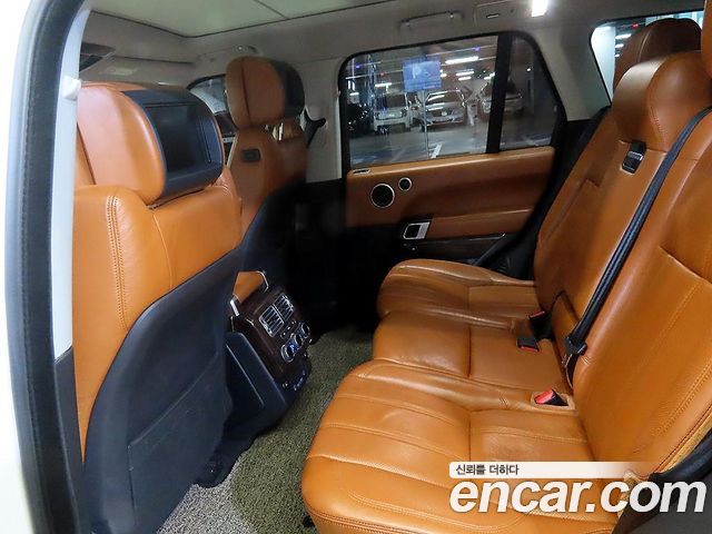 Land Rover Range Rover (IV) 5.0 SC Vogue SE 2017 — фото 7