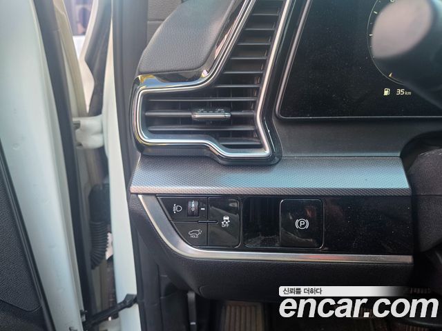 Kia Sportage (V) Diesel 2.0 2WD Nobleless 2022 — фото 4