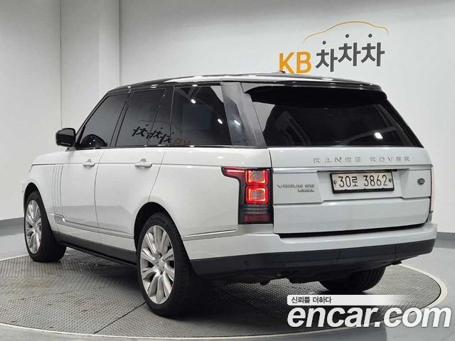 Land Rover Range Rover (IV) 4.4 SDV8 Vogue SE DIESEL 2016 — фото 2