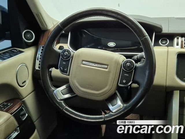 Land Rover Range Rover (IV) 4.4 SDV8 Vogue SE DIESEL 2016 — фото 9