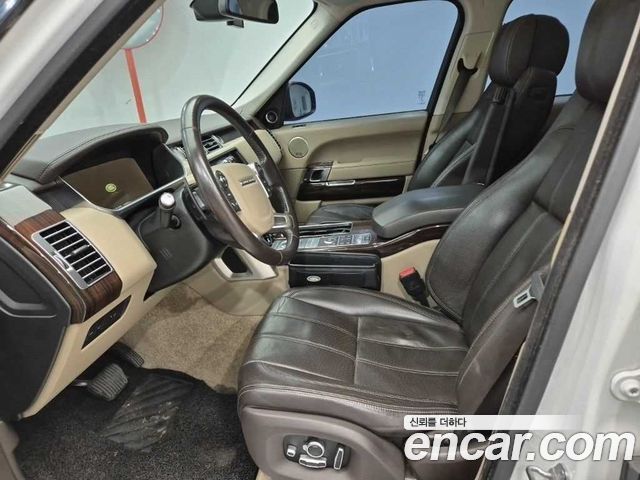 Land Rover Range Rover (IV) 4.4 SDV8 Vogue SE DIESEL 2016 — фото 15