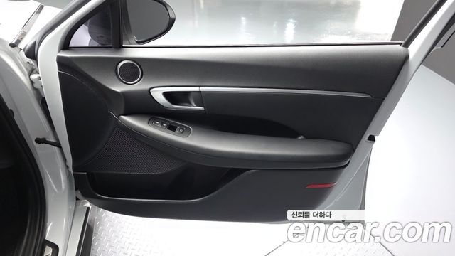 Hyundai Sonata (DN8) 2.0 Premium 2020 — фото 24