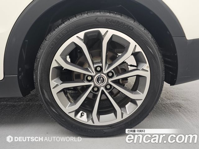KG Mobility (SsangYong) Tivoli Air Diesel RX 2WD 2017 — фото 5
