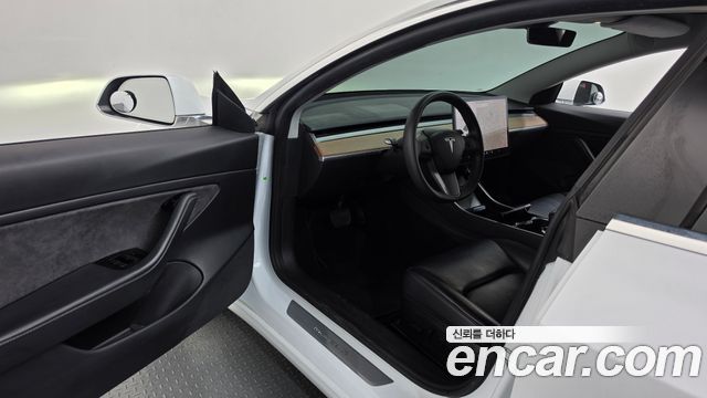 Tesla Model 3 Long Range AWD 2020 — фото 10