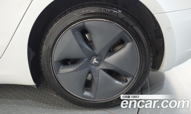 Tesla Model 3 Long Range AWD 2020 — фото 21