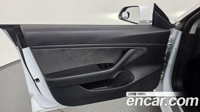 Tesla Model 3 Long Range AWD 2020 — фото 24