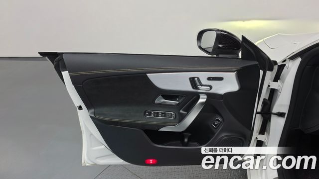 Mercedes-Benz CLA-Class (C118) AMG CLA 45 S 4MATIC+ 2021 — фото 24