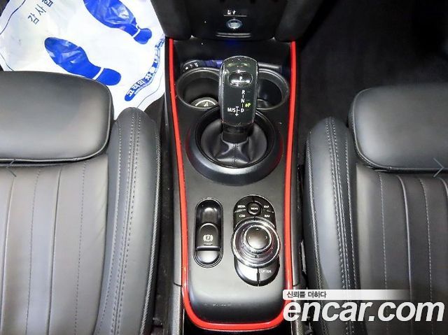 MINI Cooper S Countryman JCW 2nd 2022 — фото 16