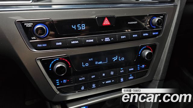 Hyundai Sonata (LF) 2.0 Smart 2015 — фото 19
