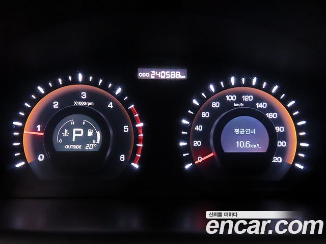 KG Mobility (SsangYong) Korando C Clubby 2WD Limited 2013 — фото 9