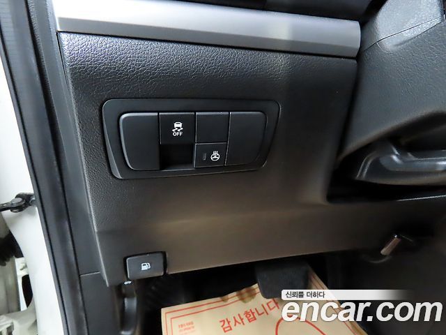 KG Mobility (SsangYong) Korando C Clubby 2WD Limited 2013 — фото 19