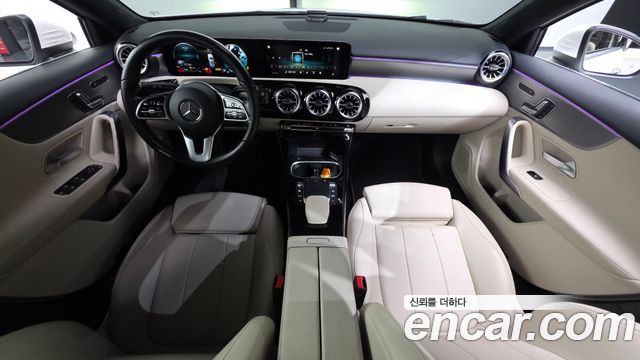Mercedes-Benz A-Class (W177) A220 Hatchback 2022 — фото 7