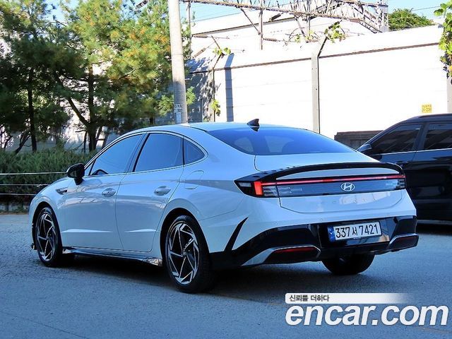 Hyundai Sonata The Edge (DN8) 1.6 Turbo Exclusive 2024 — фото 3