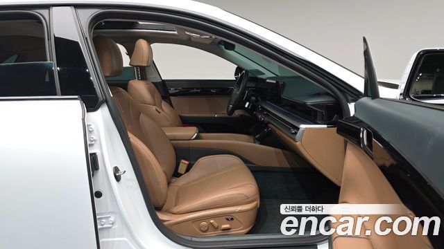 Hyundai Grandeur (GN7) 2,5 Gasoline 2WD Honors 2026 — фото 26