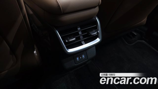 Hyundai Grandeur (GN7) 2,5 Gasoline 2WD Honors 2026 — фото 33