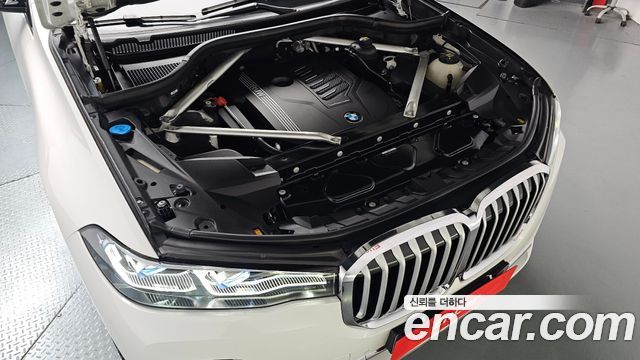 BMW X7 (G07) xDrive 40i Design Pure Excellence 7-Seater 2022 — фото 6
