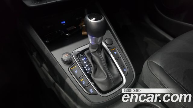 Hyundai Kona Gasoline 2.0 2WD Modern 2021 — фото 9